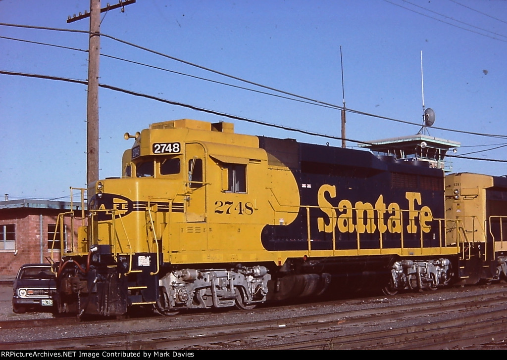 ATSF 2748